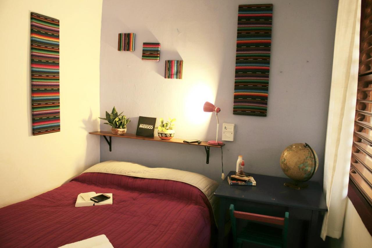 Hostel Candelaria Valladolid  Exteriör bild